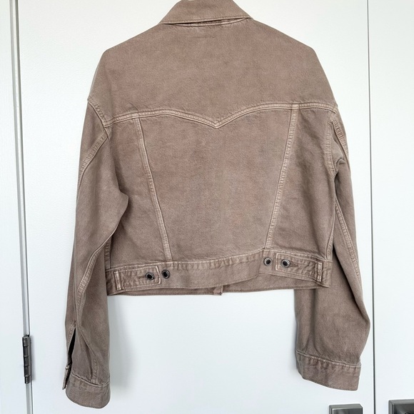 EUC Levi’s Silvertab Crop Trucker Jacket size M - Picture 4 of 6